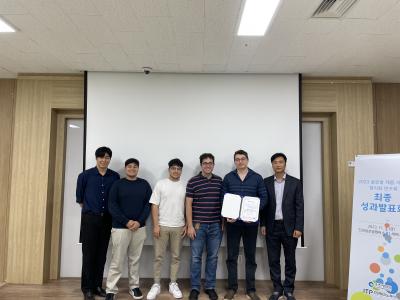 The team MEIC won "2023 Global Product-Service Localization Research Award Competition"